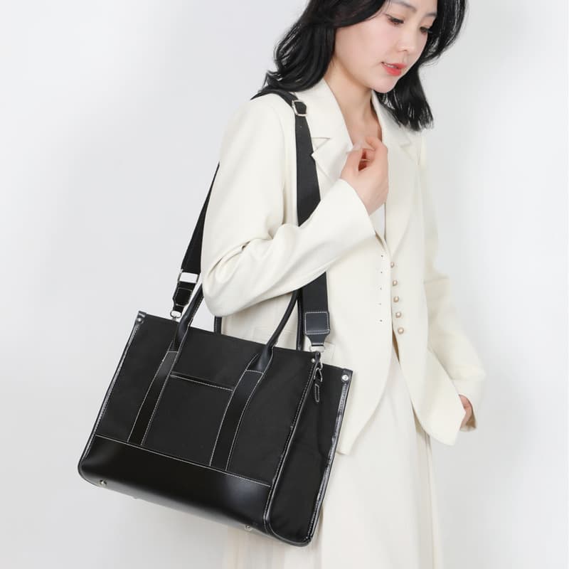 A4トートバック シンプル収納力抜群 大人のお出かけトートバッグ