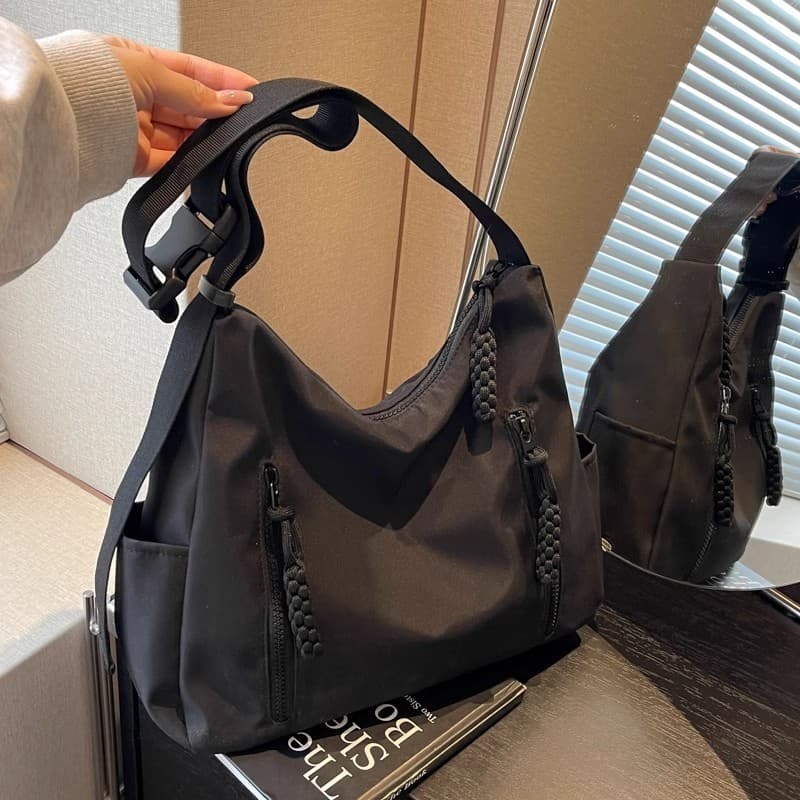A4トートバッグ シンプル大容量ジップ付きショルダートート