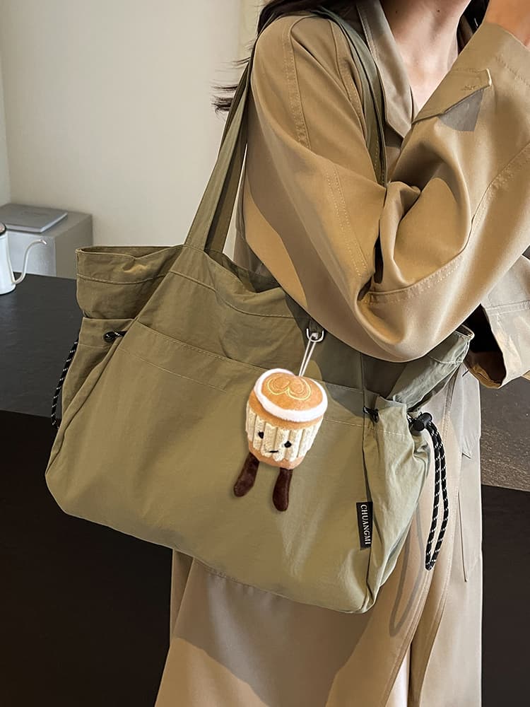 A4トートバッグ ゆるりお出かけ軽量トート