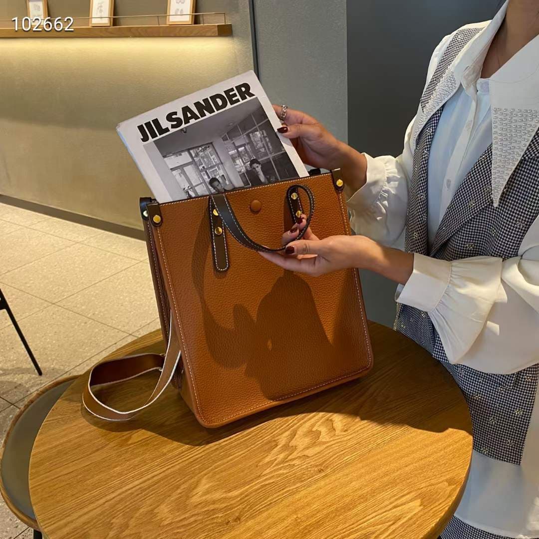 A4トートバック シンプル上質レザートートバッグ