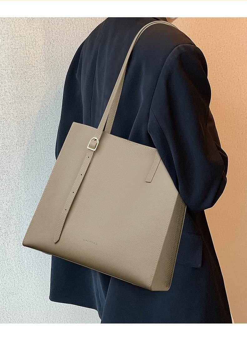 A4トートバック 上品シンプル大容量トートバッグ