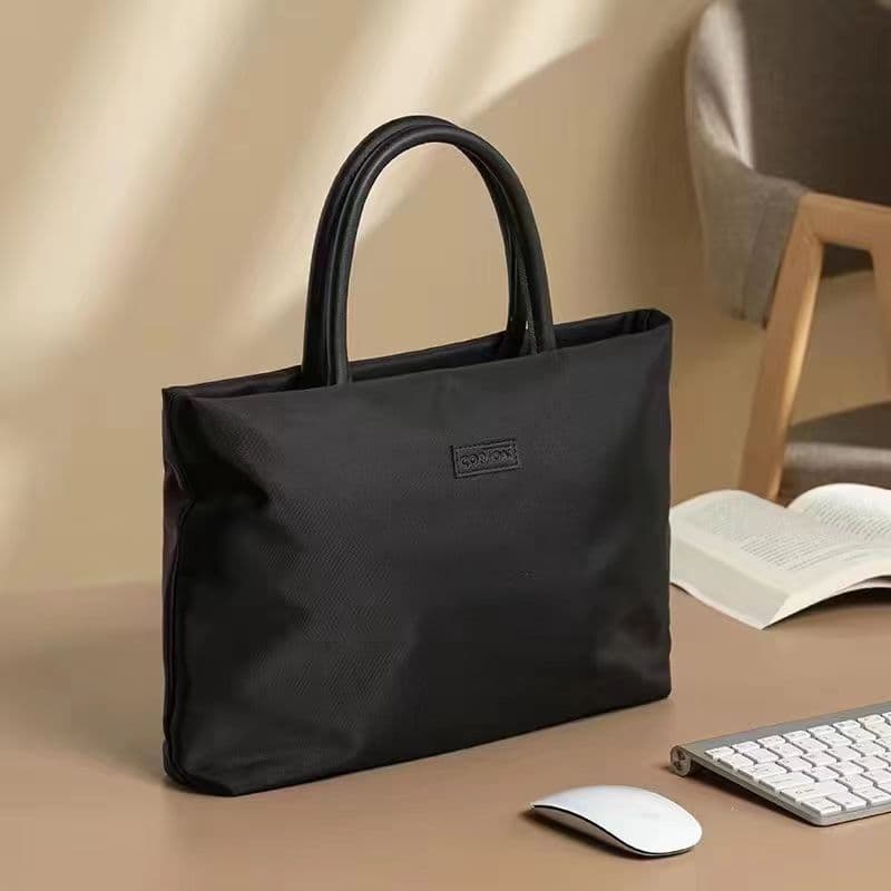 A4トートバッグ 上品なデザイン 軽量シンプルトートバッグ