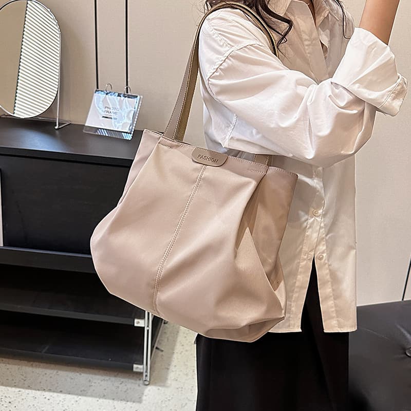 A4トートバッグ シンプル大容量ソフトレザー風トートバッグ
