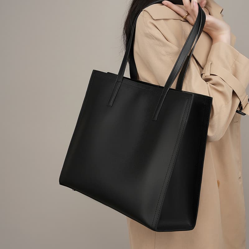 A4トートバッグ すっきり洗練 シンプル手提げバッグ