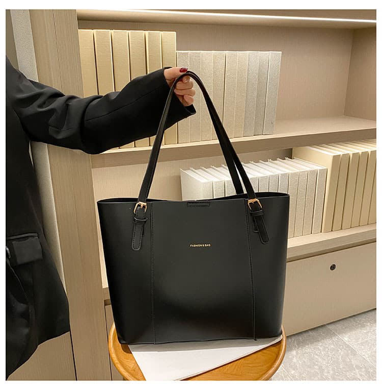 A4トートバック シンプル 上品レザー 大容量 トートバッグ