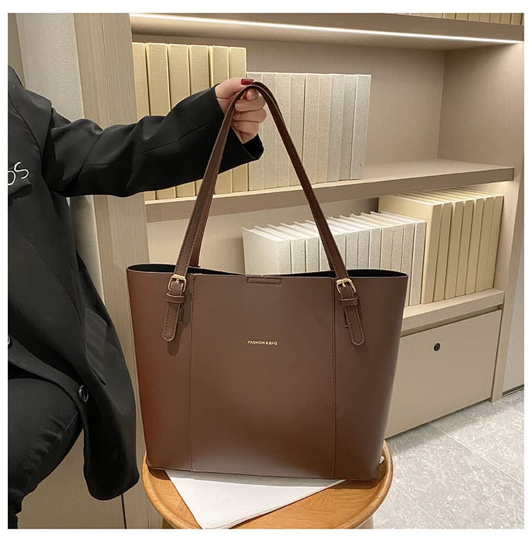 A4トートバック シンプル 上品レザー 大容量 トートバッグ