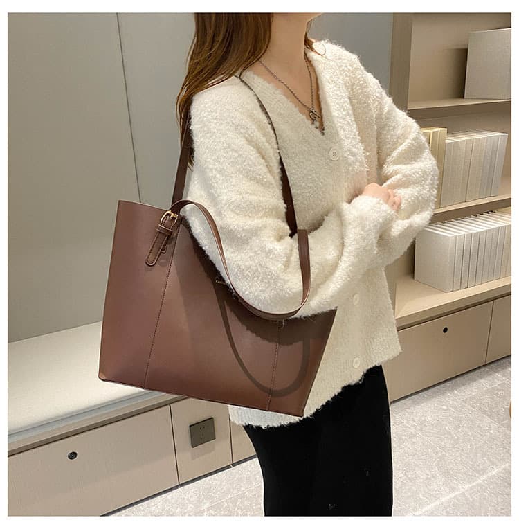 A4トートバック シンプル 上品レザー 大容量 トートバッグ
