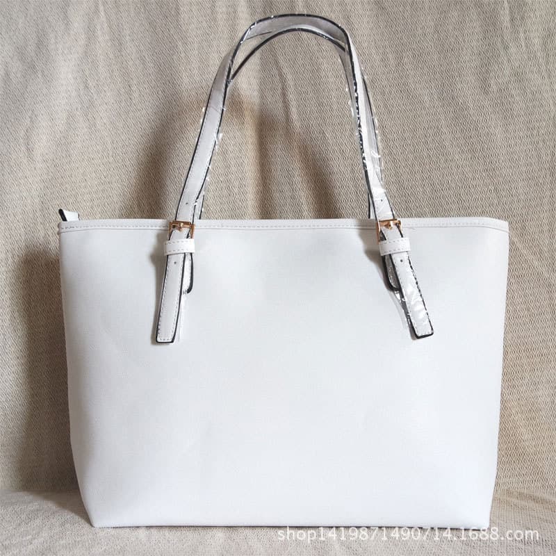 A4トートバック 上品シンプル トートバッグ