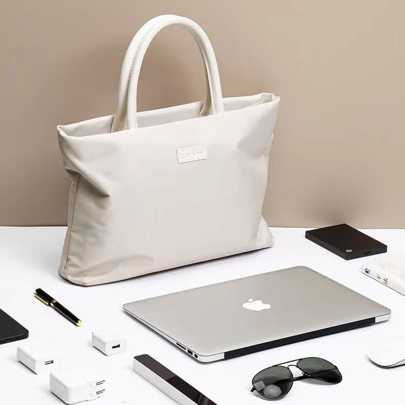 A4トートバッグ 上品なデザイン 軽量シンプルトートバッグ