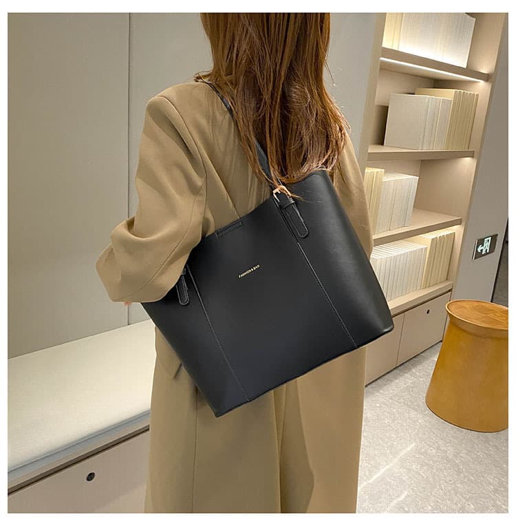 A4トートバック 上品シンプル スクエア トートバッグ