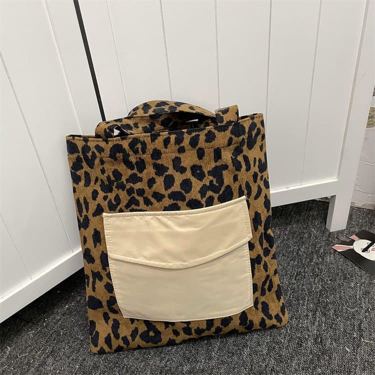 A4トートバック ヒョウ柄キャンバスポケット付きトートバッグ