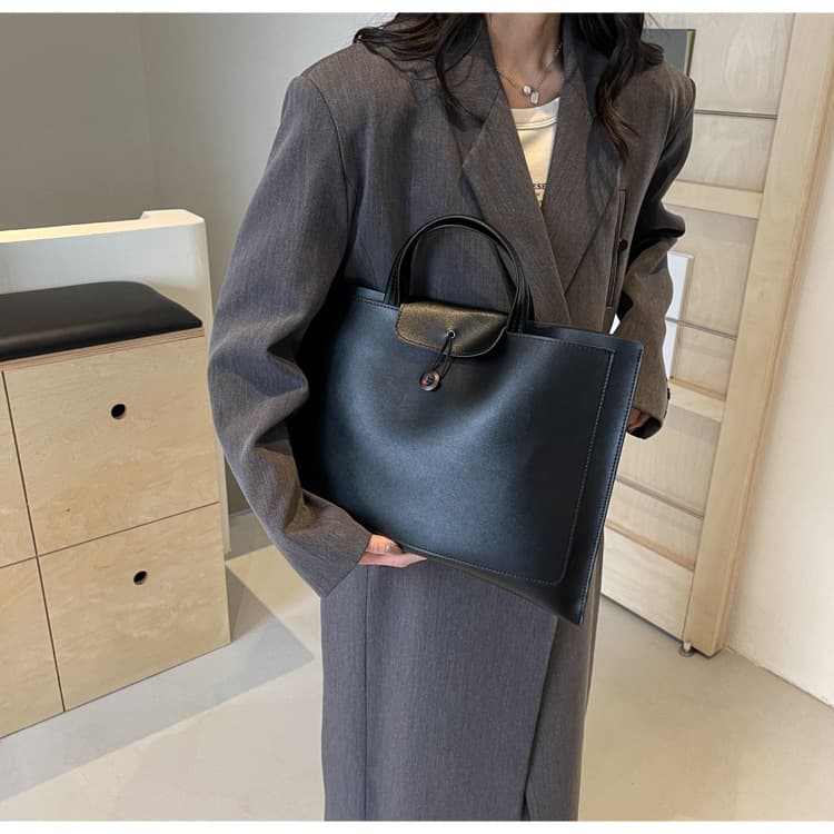 A4トートバック シンプル大容量 本革トートバッグ